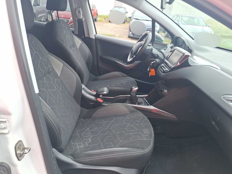 Peugeot 2008 1.6 Blue-HDi Style — zdjęcie 10