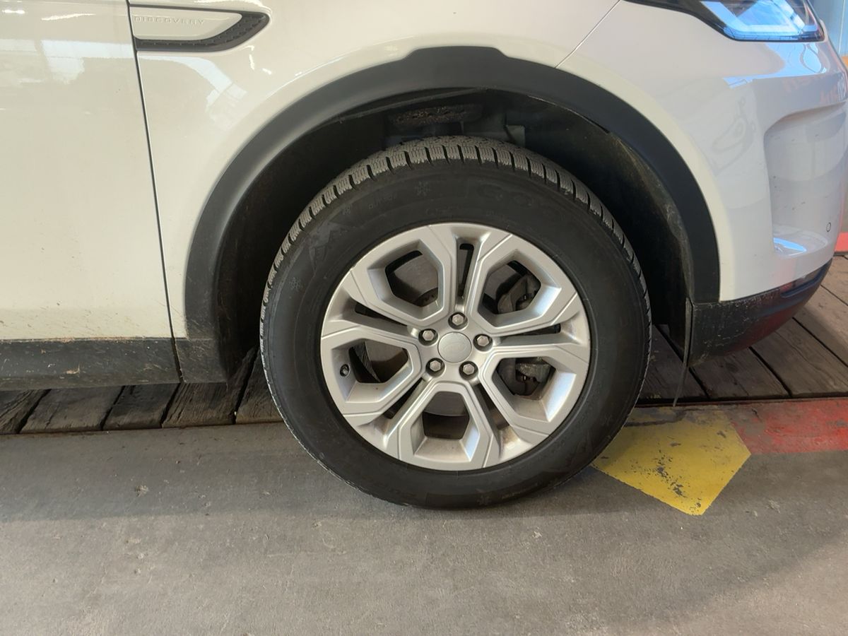 Land Rover 2020 — photo 12