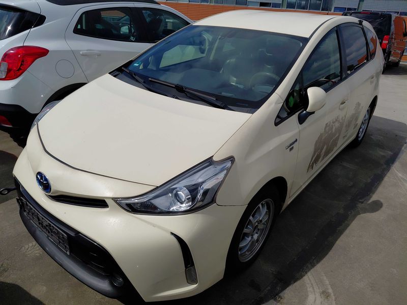 Toyota Prius+