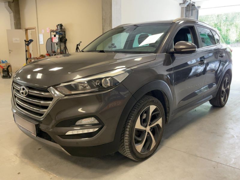 Hyundai Tucson 2.0 CRDi Advantage 4WD 2016 – снимка 2