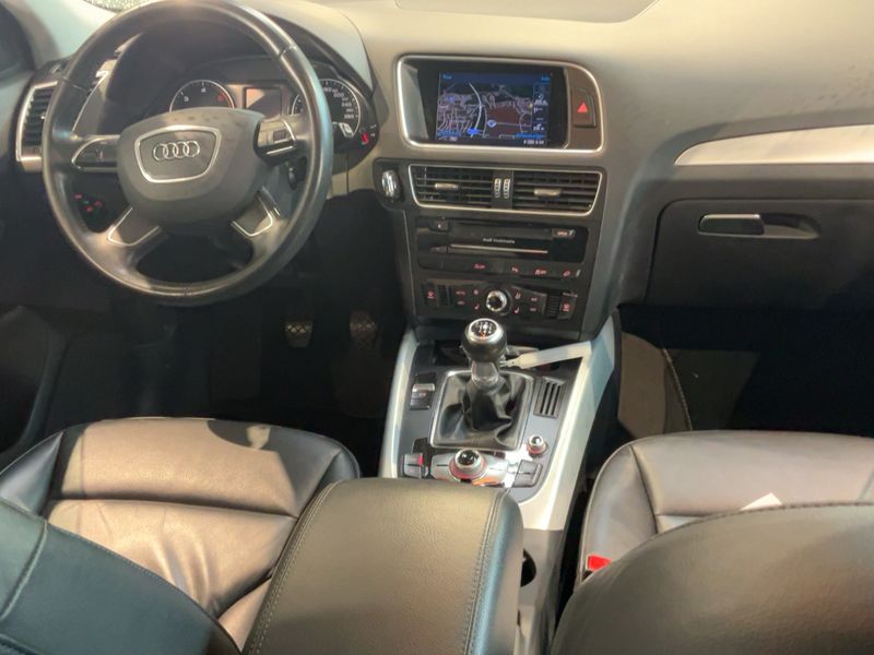Audi Q5 2.0 TDI clean diesel — zdjęcie 12