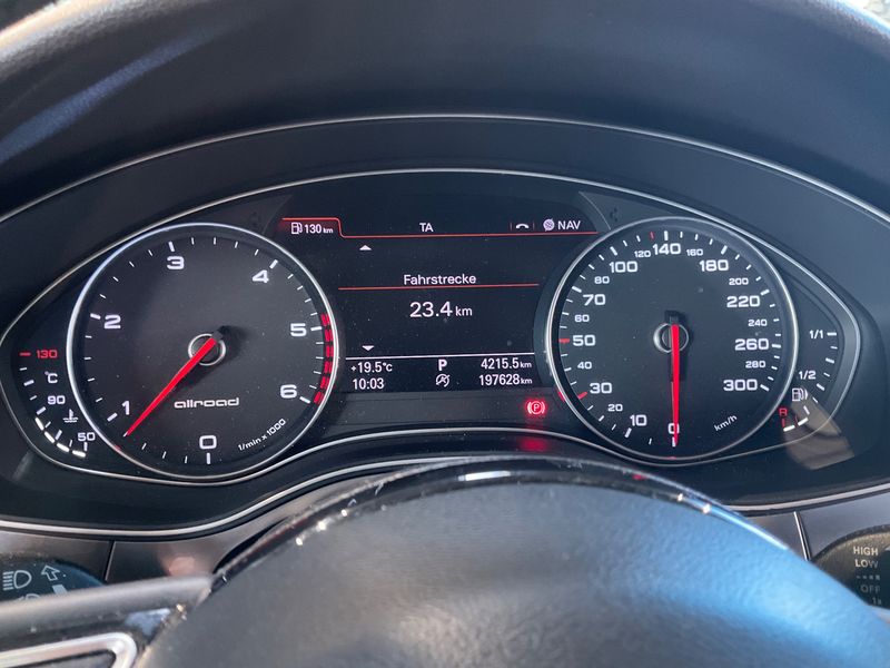 Audi A6 Allroad 3.0 V6 TDI — zdjęcie 13