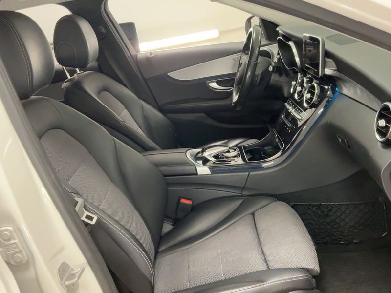 Mercedes-Benz C-Klasse C 250 d T 4Matic BlueTEC Avantgarde — zdjęcie 11