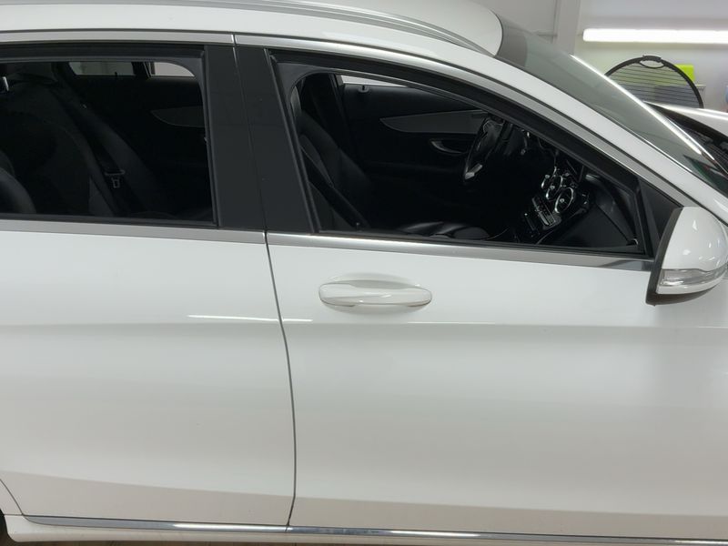 Mercedes-Benz C-Klasse C 250 d T 4Matic BlueTEC Avantgarde — zdjęcie 7