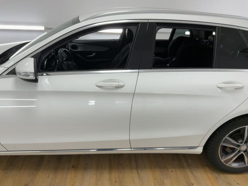 Mercedes-Benz C-Klasse C 250 d T 4Matic BlueTEC Avantgarde — zdjęcie 4