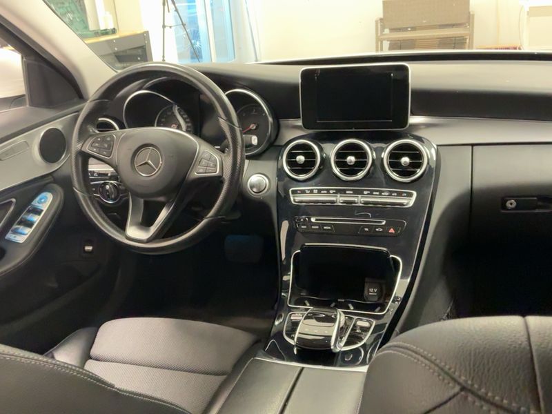 Mercedes-Benz C-Klasse C 250 d T 4Matic BlueTEC Avantgarde — zdjęcie 12