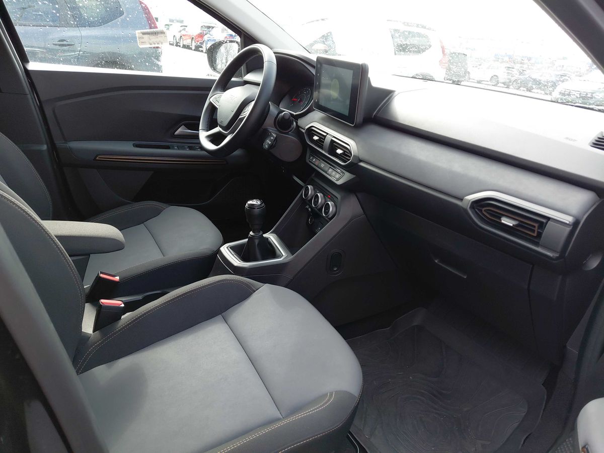 Dacia Jogger 2024 — photo 11