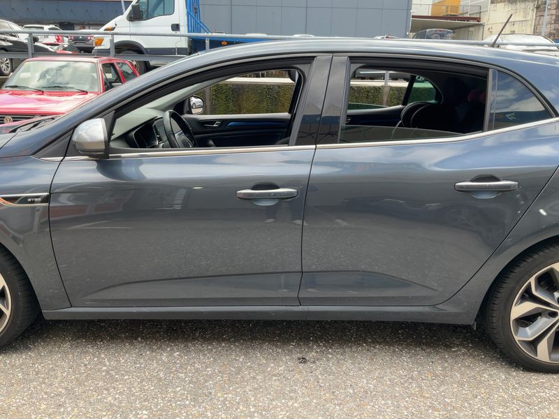 Renault Megane 1.2 TCe Energy GT Line — zdjęcie 4
