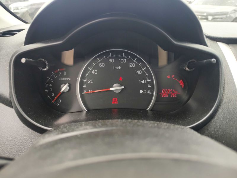 Suzuki Celerio 1.0 Avantage — zdjęcie 12