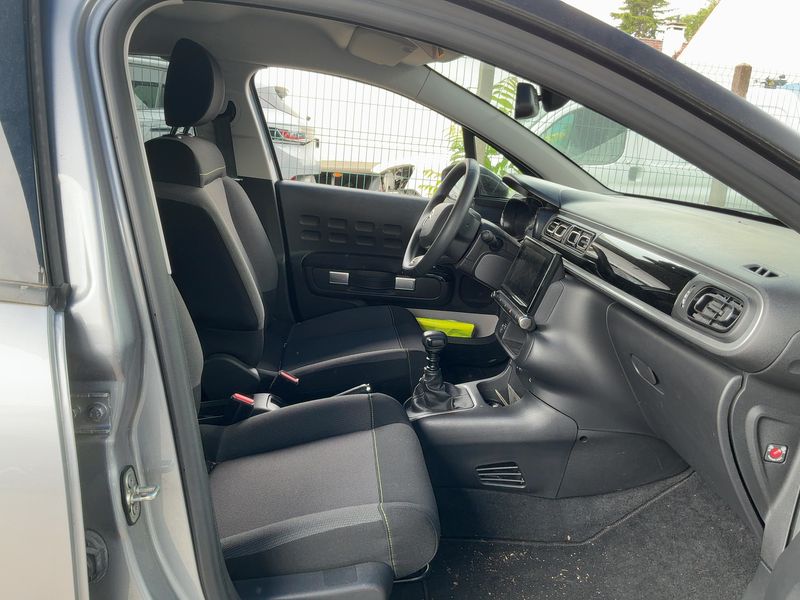 Citroen C3 1.2 PureTech Shine — zdjęcie 11