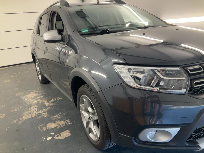 Dacia Logan MCV 0.9 TCe Stepway — zdjęcie 8