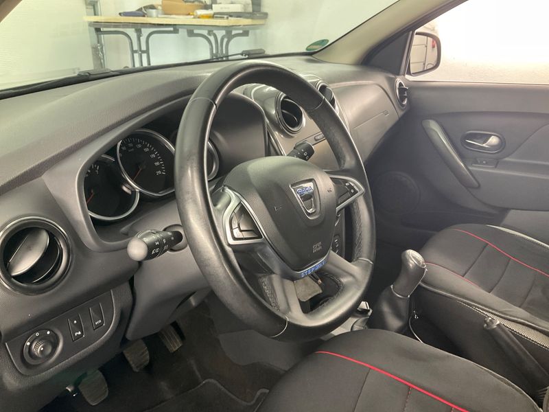 Dacia Logan MCV 0.9 TCe Stepway 2019 – снимка 29