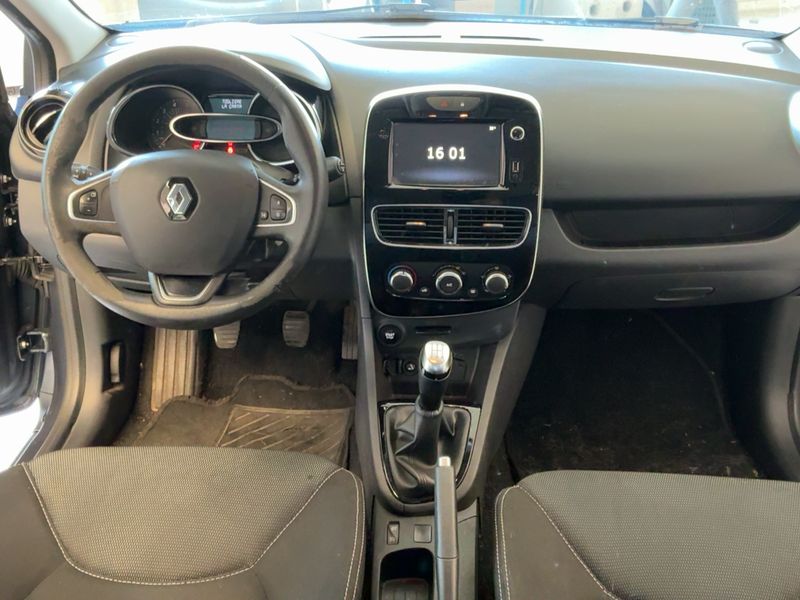 Renault Clio 1.5 dCi Energy Business — zdjęcie 12
