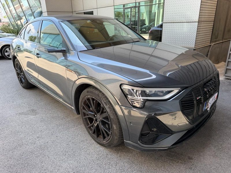 Audi e-tron Sportback 55 quattro S line — zdjęcie 6