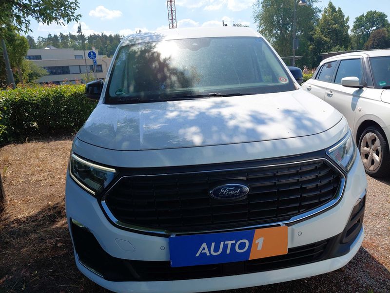 Ford Tourneo Connect 2.0 TDCi EcoBlue Titanium AWD — zdjęcie 7