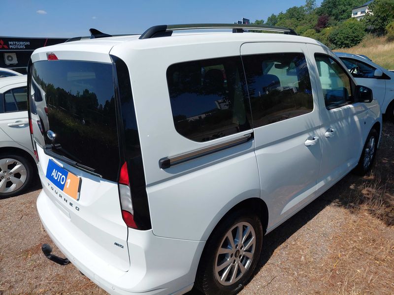 Ford Tourneo Connect 2.0 TDCi EcoBlue Titanium AWD — zdjęcie 5
