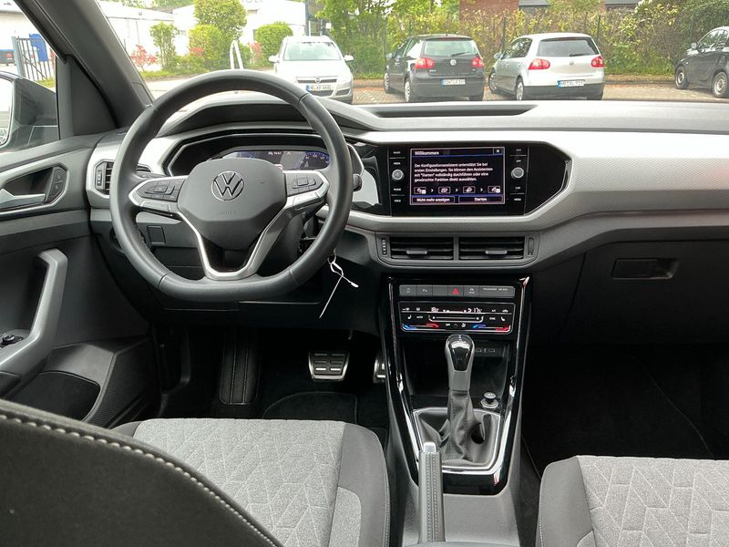 Volkswagen T-Cross 1.0 TSI Move 2023 – снимка 17