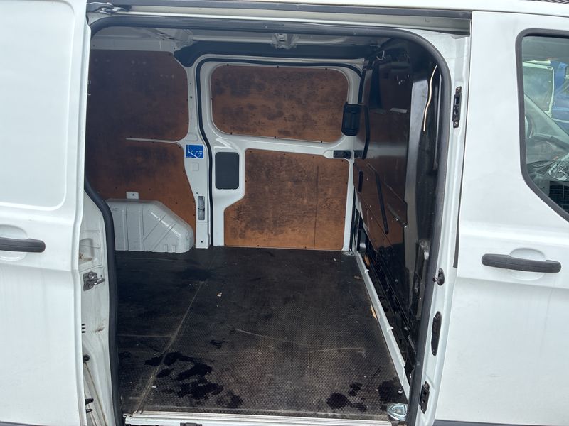 Ford Transit 2.2 TDCi 270 L1 Trend — zdjęcie 14