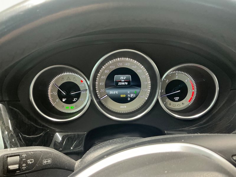 Mercedes-Benz CLS-Klasse CLS 350 d Shooting Brake BlueEfficiency — zdjęcie 13