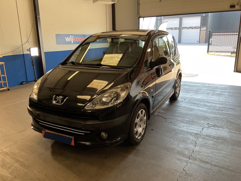 Peugeot 1007 1.4 Filou