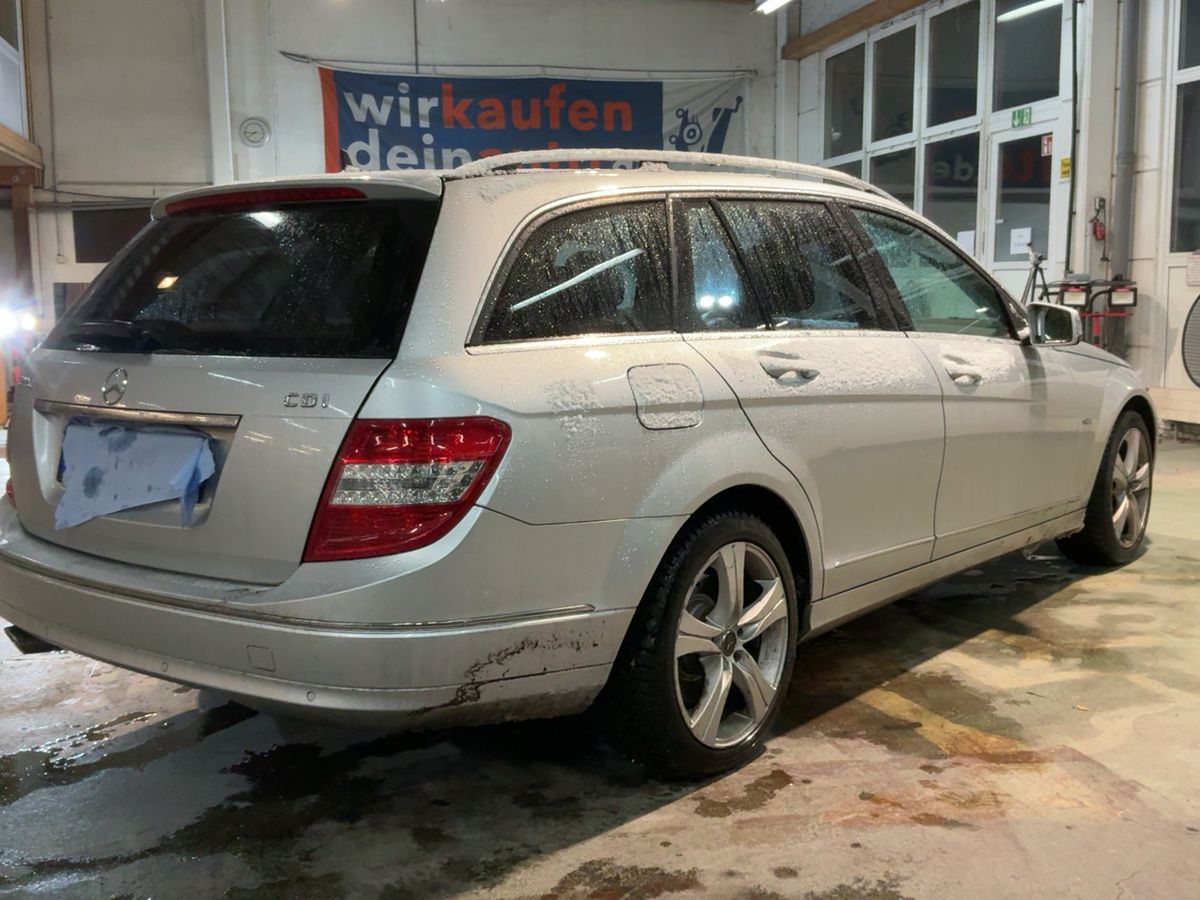Mercedes-Benz C-Klasse 2009 — photo 9