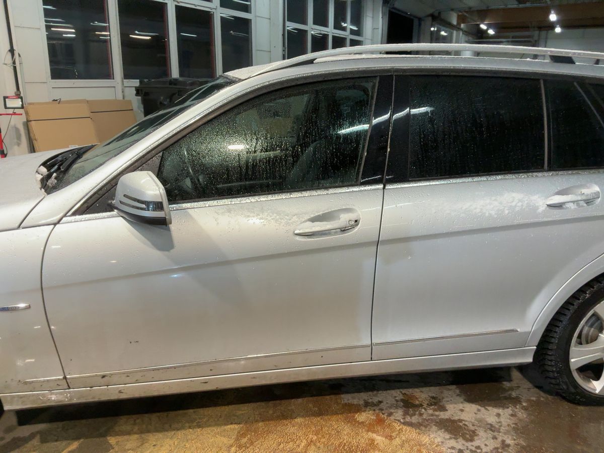 Mercedes-Benz C-Klasse 2009 — photo 5