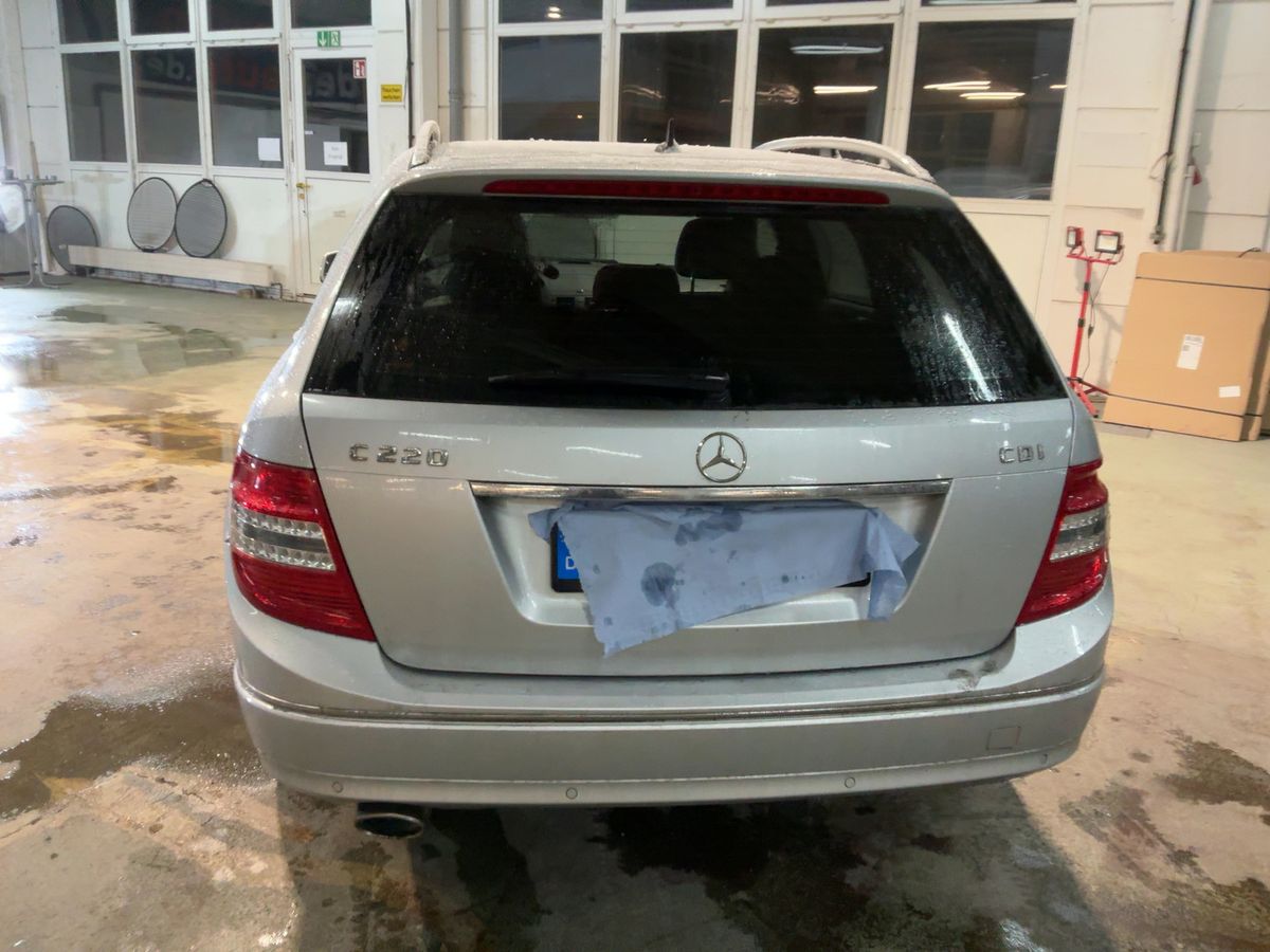 Mercedes-Benz C-Klasse 2009 — photo 8