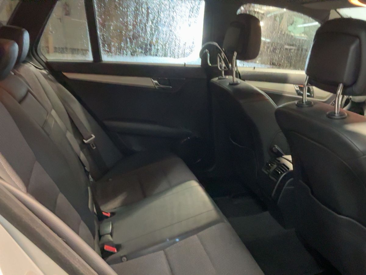 Mercedes-Benz C-Klasse 2009 — photo 20