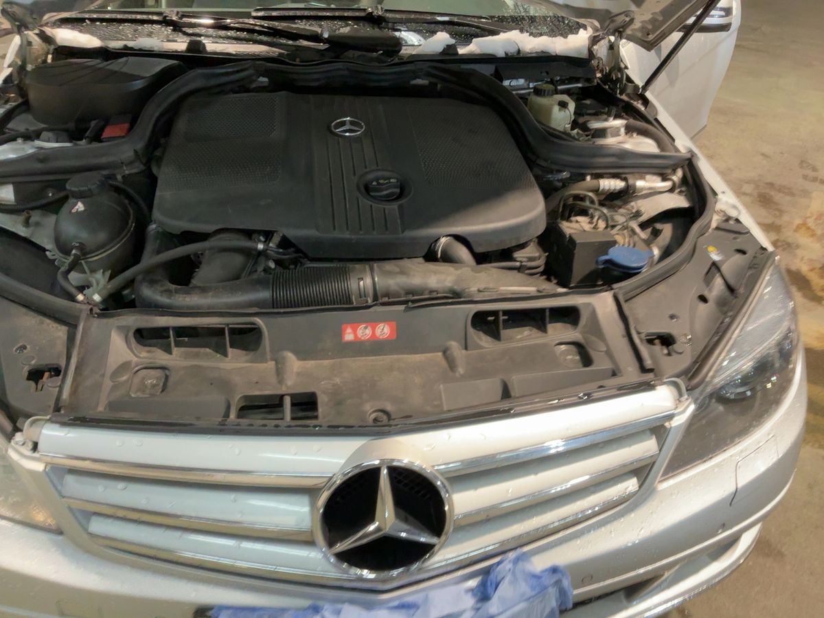 Mercedes-Benz C-Klasse 2009 — photo 22
