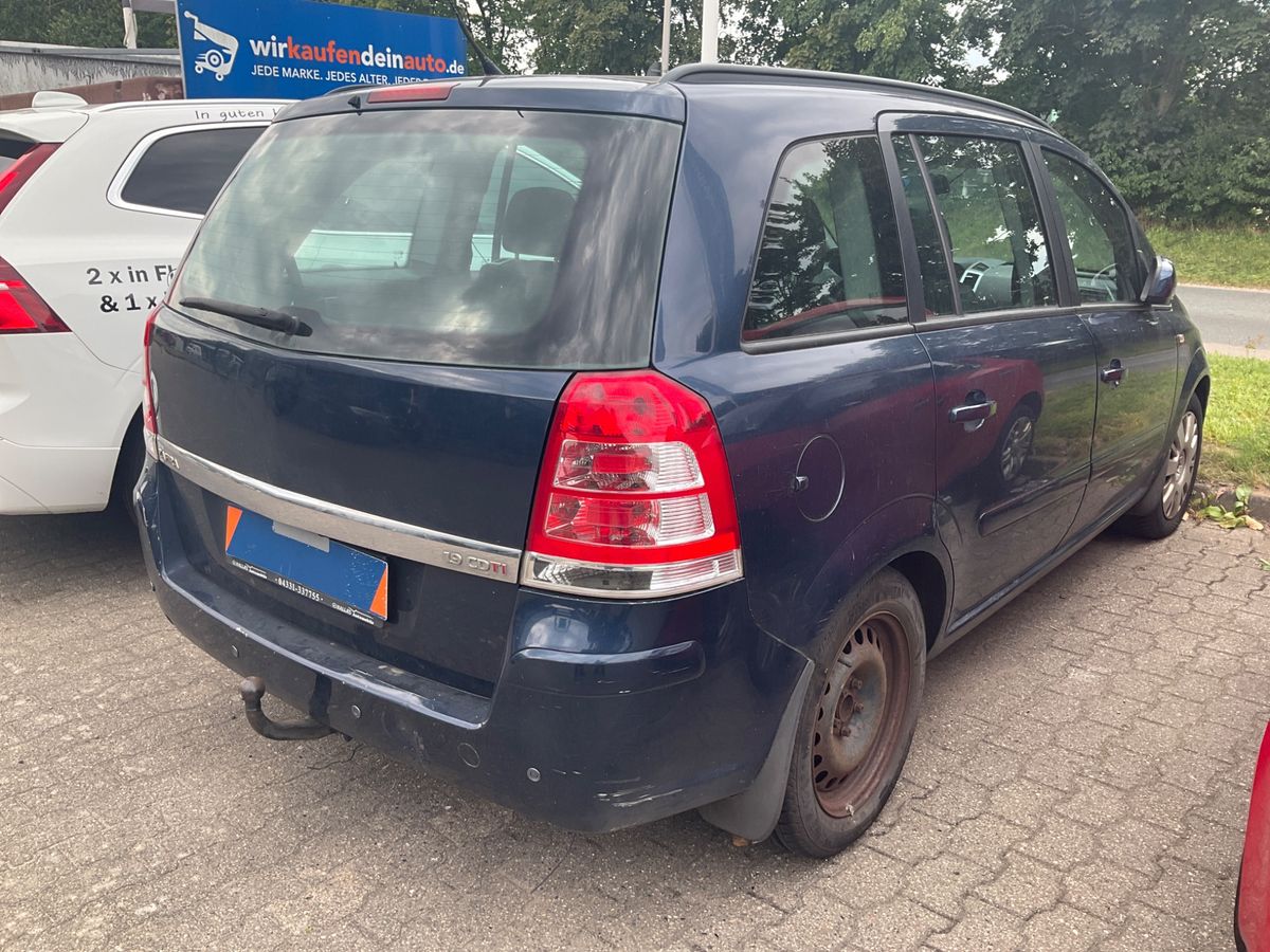 Opel Zafira 1.7 CDTI Family