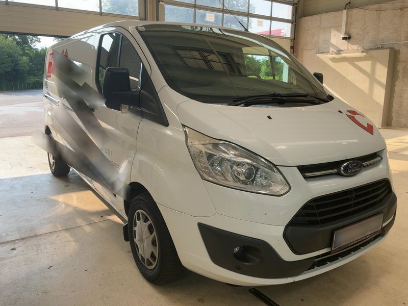 Ford Transit Custom 2.0 TDCi 270 L1 Limited — zdjęcie 8