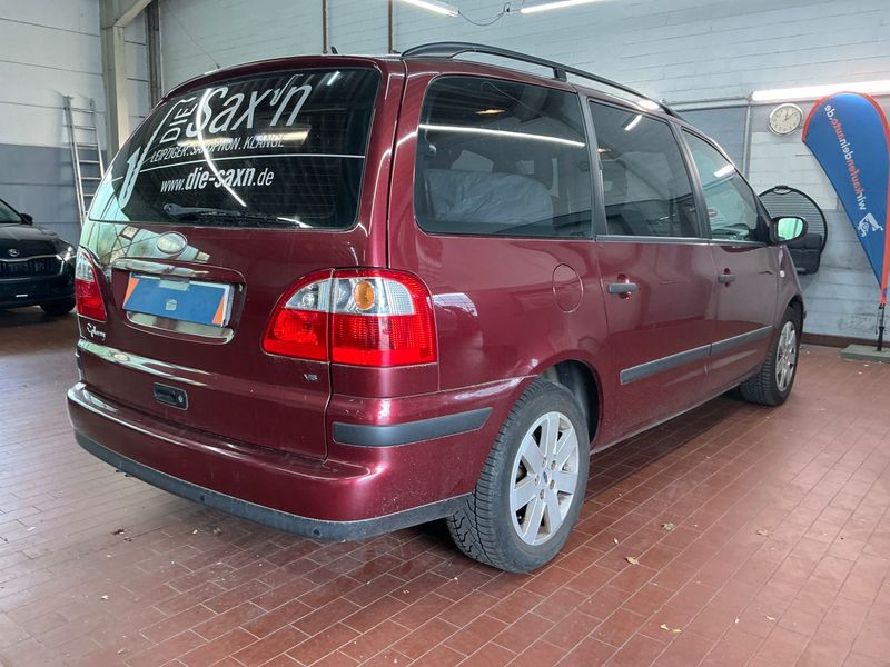 Ford Galaxy 2.8 V6 Trend — zdjęcie 2