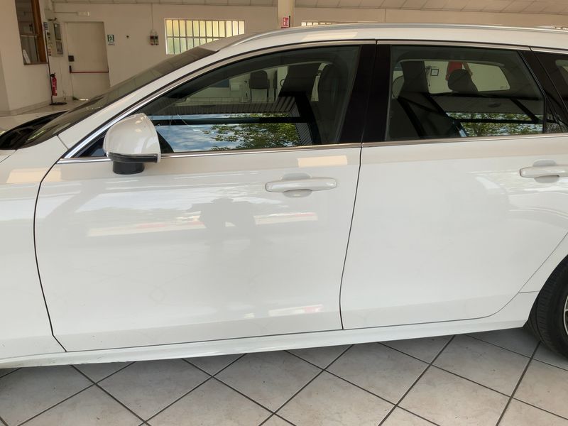 Volvo V90 2.0 D4 Momentum — zdjęcie 4