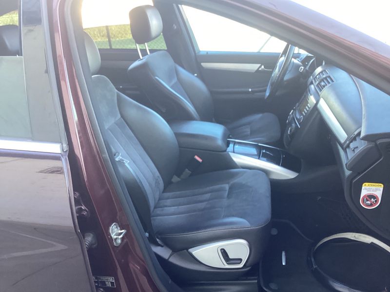 Mercedes-Benz R-Klasse R 320 CDI 4Matic — zdjęcie 3