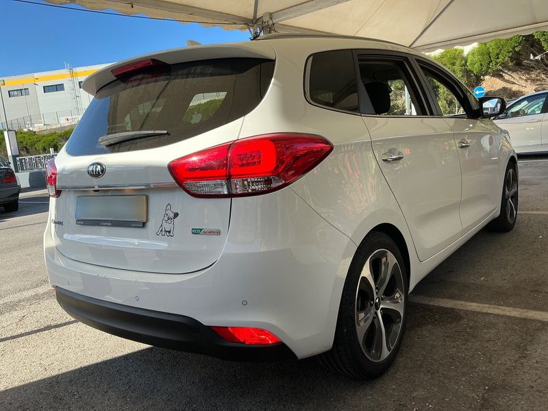 Kia Carens 1.7 CRDi Drive — zdjęcie 6