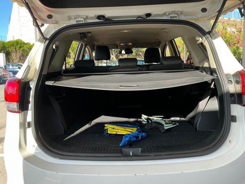 Kia Carens 1.7 CRDi Drive — zdjęcie 10