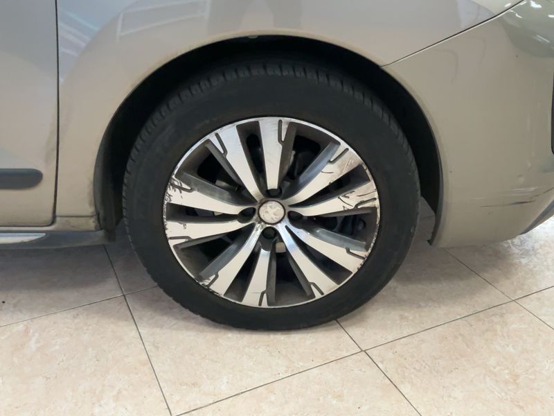 Peugeot 3008 1.6 Blue-HDi Allure 2016 – снимка 11