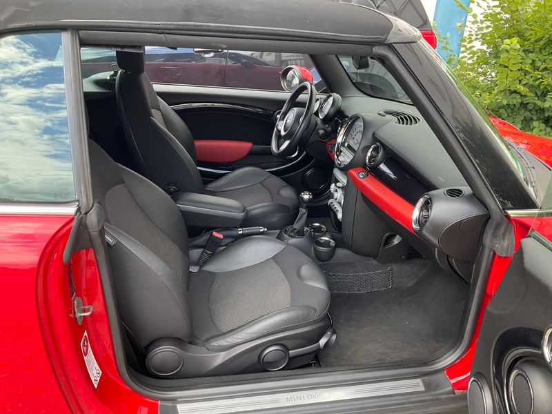 MINI Cabrio Cooper — zdjęcie 3