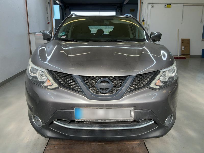 Nissan Qashqai 1.2 360 — zdjęcie 9