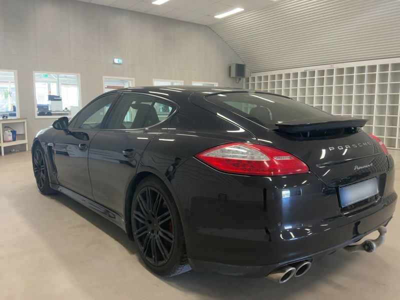 Porsche Panamera 4 — zdjęcie 3