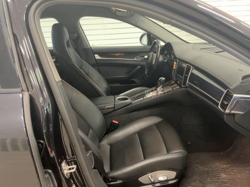 Porsche Panamera 4 — zdjęcie 11