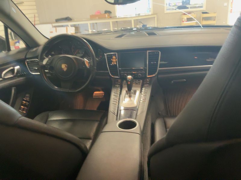 Porsche Panamera 4 — zdjęcie 12