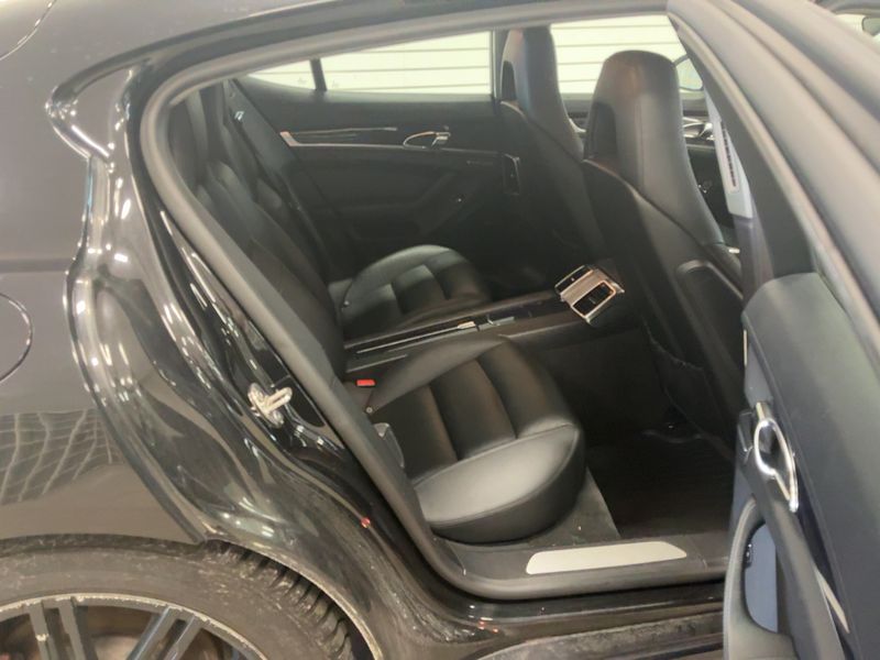 Porsche Panamera 4 — zdjęcie 14