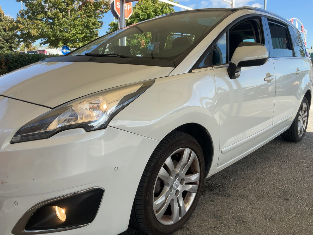 Peugeot 5008 d'occasion