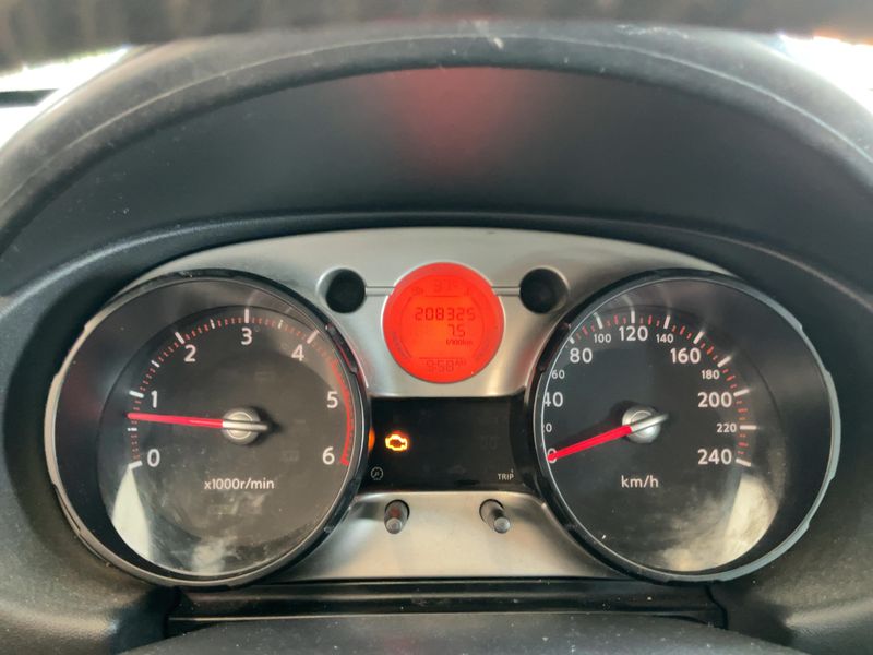Nissan Qashqai 2.0 dCi Acenta 4x4 2008 – снимка 4