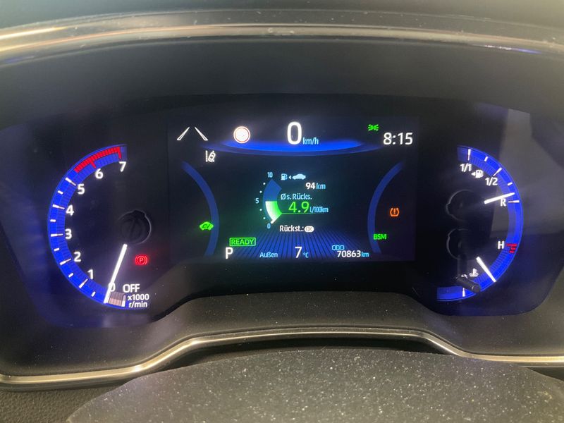 Toyota Corolla 1.8 Hybrid Club — zdjęcie 13