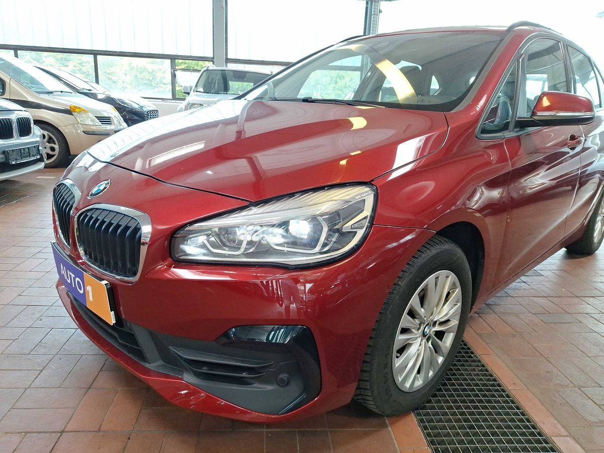 BMW 2er 218i Active Tourer Advantage