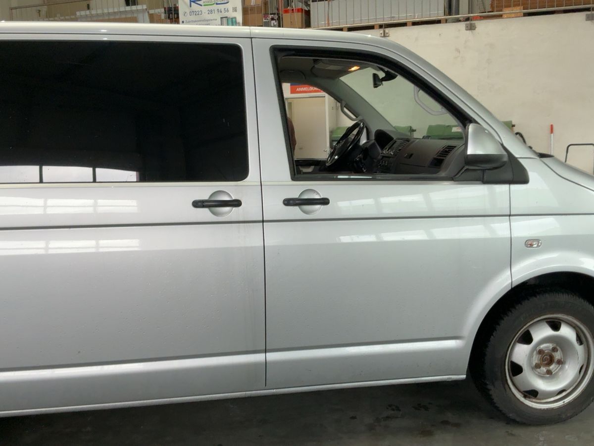 Volkswagen T5 2014 — photo 11