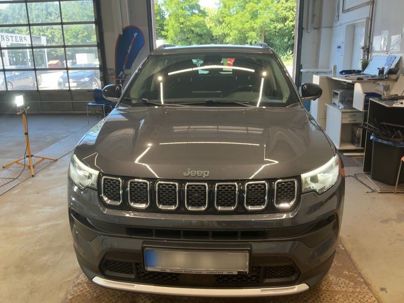Jeep Compass 1.3 T-GDi 80th Anniversary FWD — zdjęcie 9