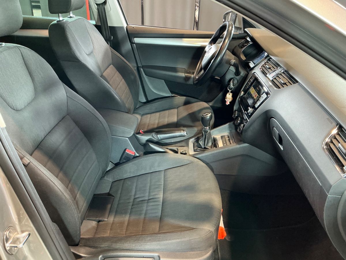 Skoda Octavia 2015 — photo 48